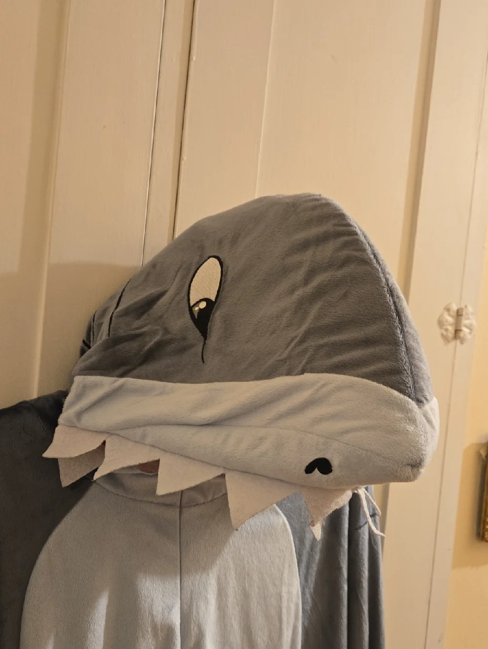 Spirit Adult Shark Costume Sz L/XL - Picture 2 of 10